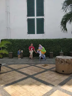 Keretaan Ke Museum Jakarta Kota Tua