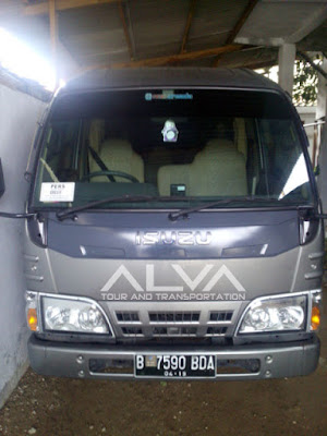 Rental ELF Tangerang Selatan