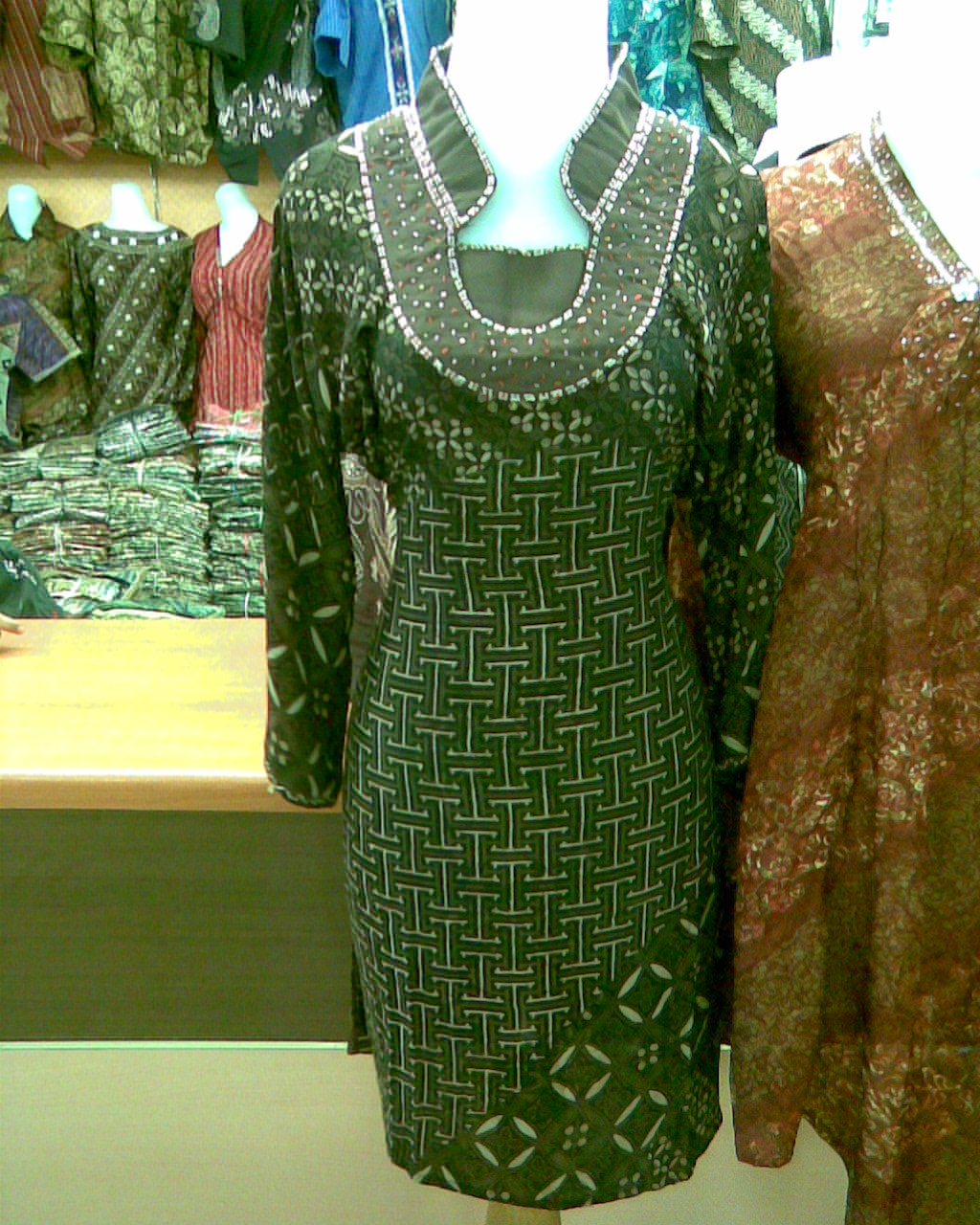 35 Model Terkini Baju  Batik Wanita  Yogyakarta 