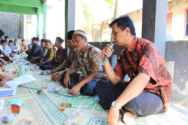 Pertemuan Rutin Linmas Guwosari Di Iroyudan