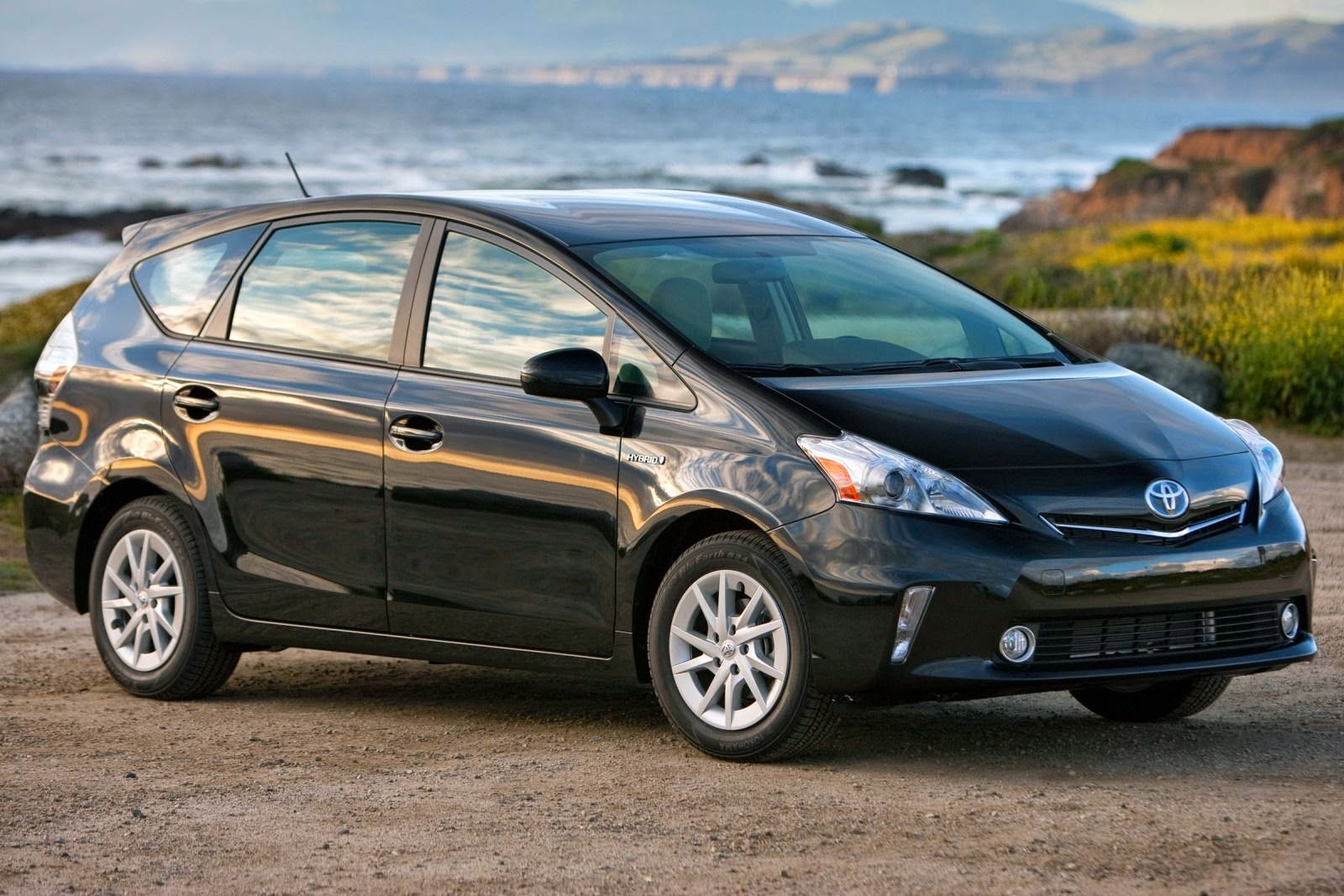 2014 Toyota Prius V Wagon ,Rating ,Features,Specs,HD Wallpapers,And Photos