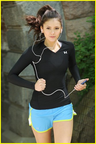 nina dobrev style clothes. Nina Dobrev Lovers