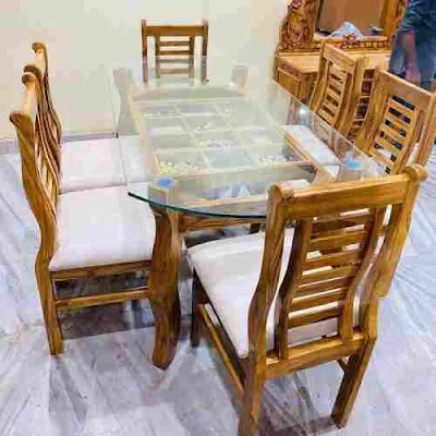 কাচের ডাইনিং টেবিলের ডিজাইন