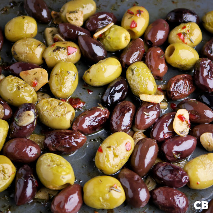 Warme olijven vers uit de oven