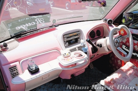 Pink Rims on Cars Where Do They Sell These Adorable Heart Shaped Steering Wheels