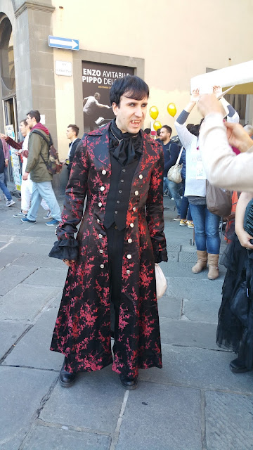 http://www.passaparolablog.com/2015/10/lucca-comics-and-games-2015-vagando.html