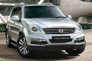 SsangYong Rexton W (2014) Front Side