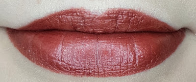 Avon True Luminous Velvet Lipstick swatch in Cocoa Beam