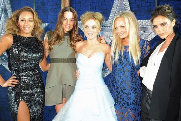 Victoria Beckham 'agrees to Spice Girls reunion'