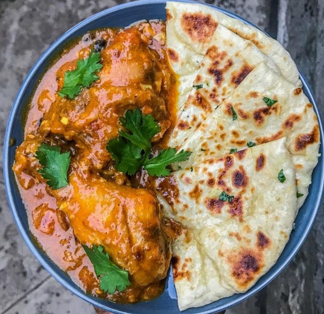 Coconut chicken curry and naan