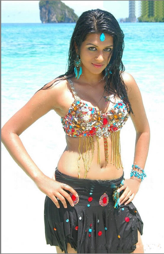 Actress Sharadha Das Sexy Binki Photos