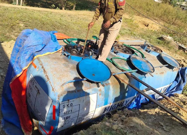 While taking big action by the police, the diesel and tanker were found from the fake pump.