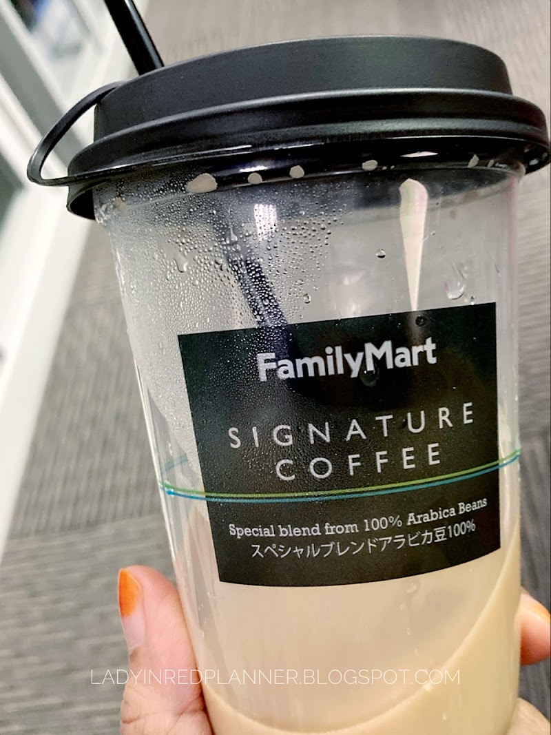 FamilyMart Iced Hazelnut Latte 