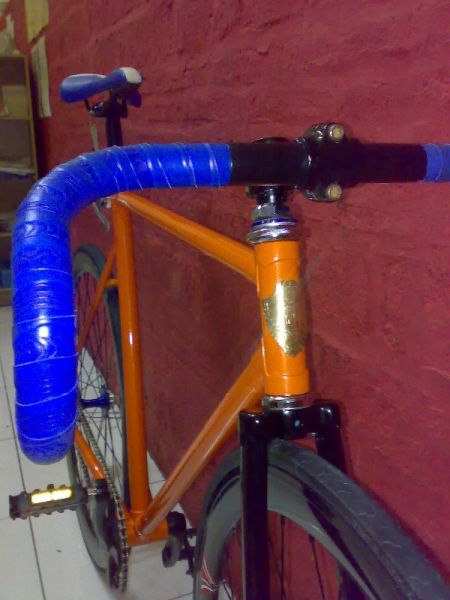 Fixie Di balap 27/54 Fullbike/roadbike tubeless  frame jadul SANYO goyang ban  Jual Sepeda