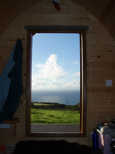 Camping Pohttp://www.blogger.com/img/blank.gifd Doorway