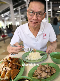 Tong-Kee-Chicken-Rice-東記雞飯-Tanglin-Halt-Food-Centre-Singapore