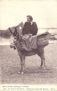 pays basque autrefois labourd femmes âne