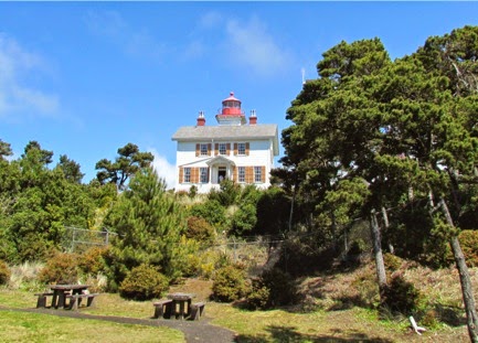 YaquinaBayStatePark%252526Lighthouse-1-2014-04-25-11-43.jpg
