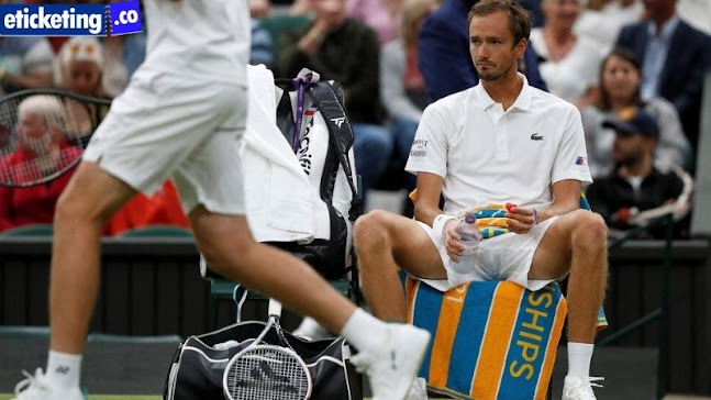 Men's and women's tennis tours responded to Wimbledon's ban on Russian and Belarusian players