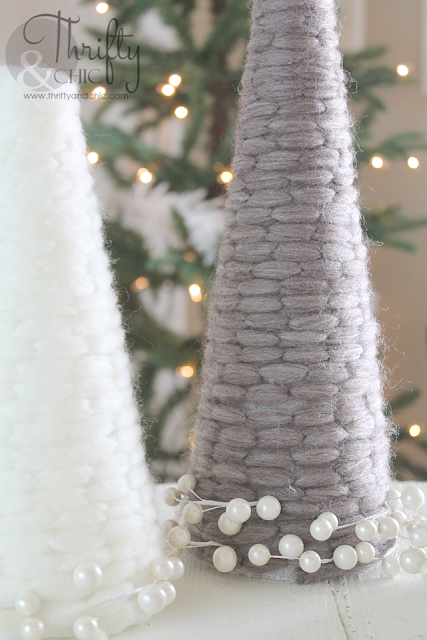 Yarn wrapped Christmas trees -easy Christmas craft, great for children to help!