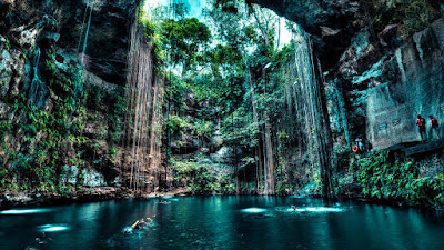 Cenote Ik Kil, México.
