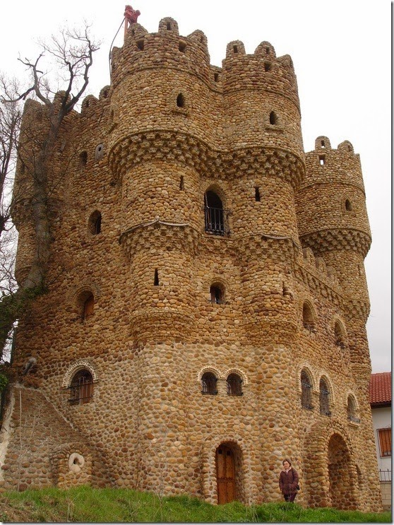 Castillo-de-La-Cueva-Cebolleros-Burgos-Spain
