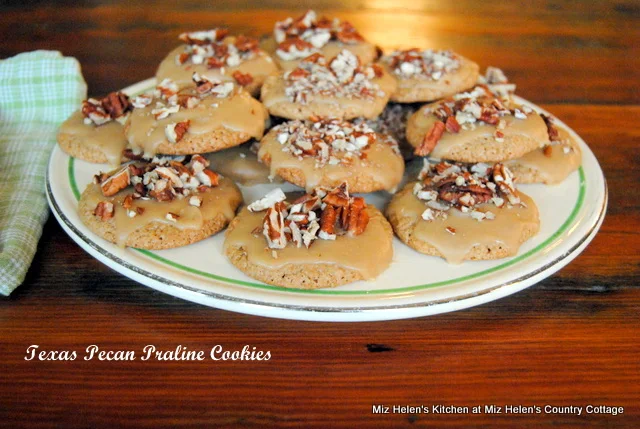 Texas Pecan Praline Cookies at Miz Helen's Country Cottage