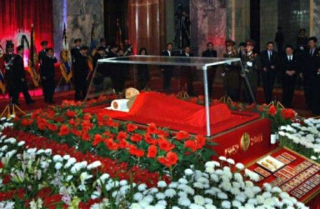 Jasad Diawetkan Pengawetan Jasad Mantan Pemimpin, Vladimir Lenin, Mao Zedong, Fidel Castro, Kim Il-sung, Kim Jong-il, Hồ Chí Minh