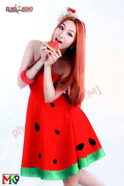 thinzar nwe win with fruit fashion