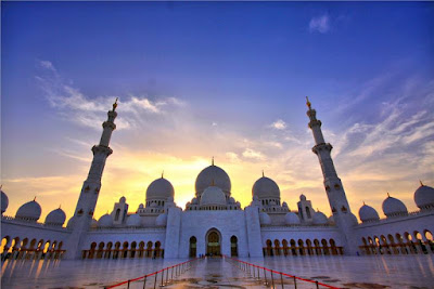 cheap flight to Sheikh Zayed Grand Mosque