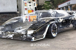  A transparent Lamborghini Countach Would Be A Sight To Behold 