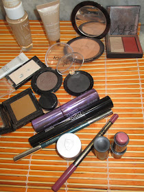 Imagen Productos para look neutron con delineado verde