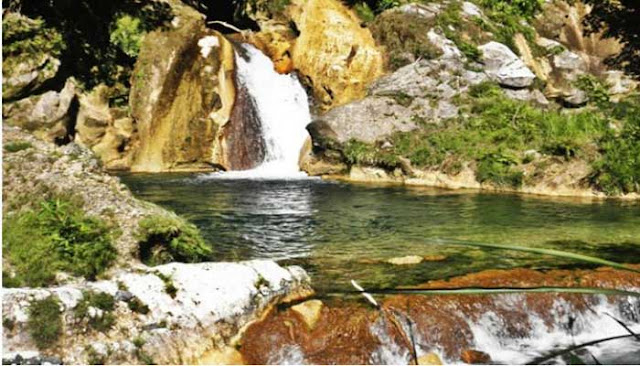  Air Terjun Terindah Di Sumba Timur 