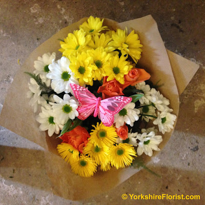  Fresh Flower Bouquet in Spring Colours