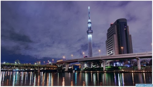 Lihat menara pemancar tv tertinggi di dunia