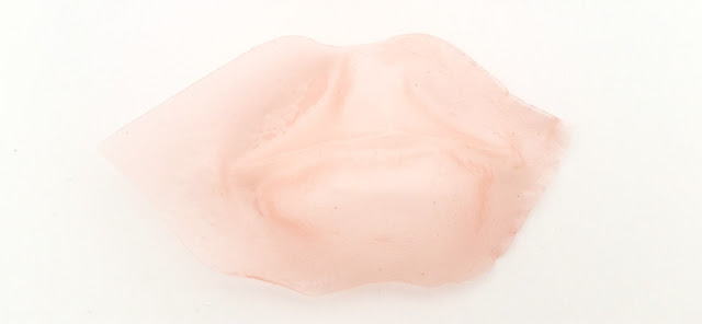 Lip mask after use.