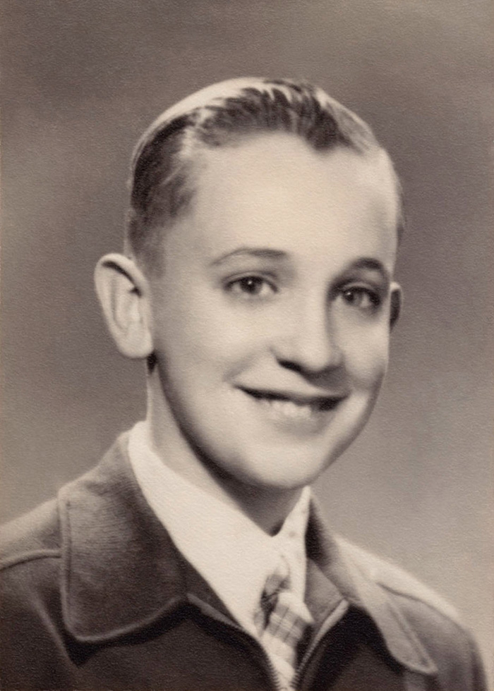30 Pictures Of World Leaders In Their Youth That Will Leave You Speechless - Pope Francis As A Young Boy
