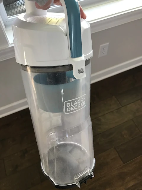 Black and Decker lightweight vacuum review