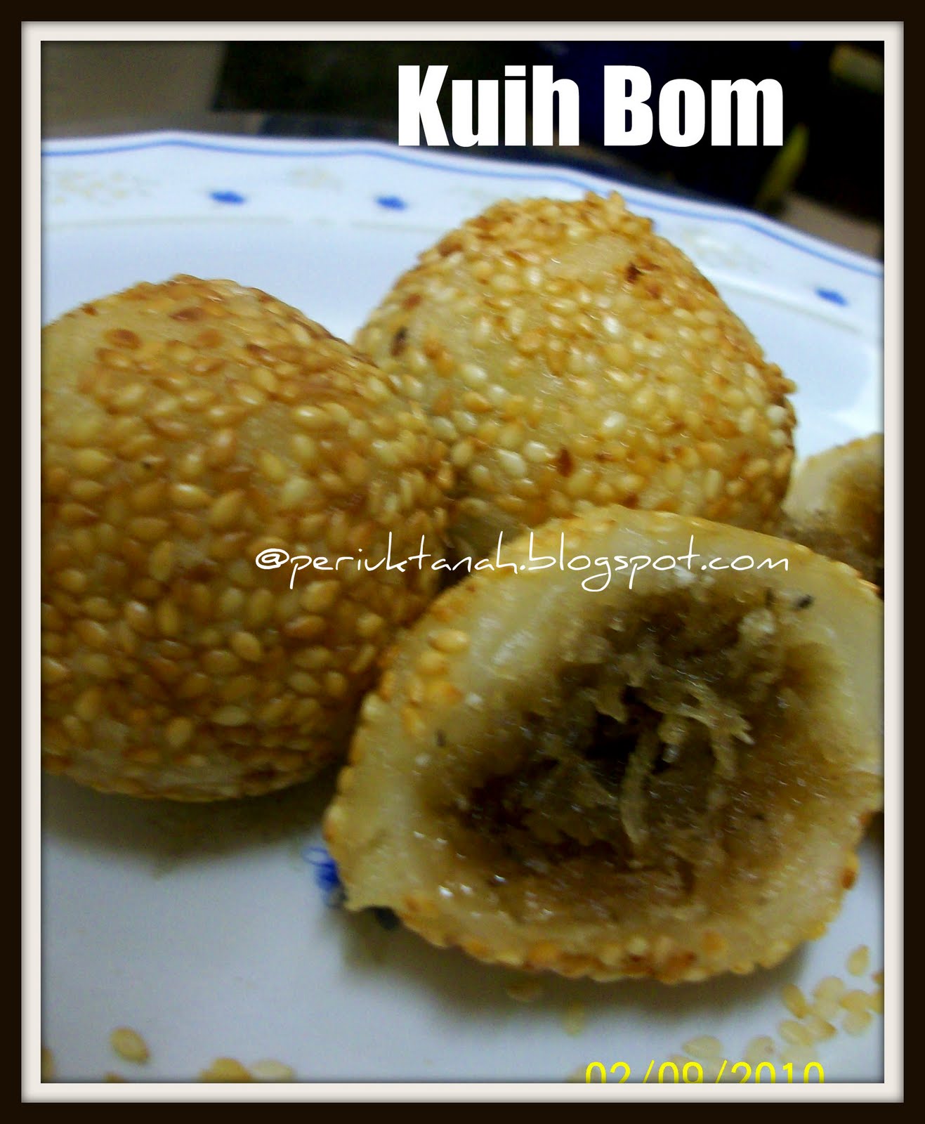 Periuktanah: Kuih Bom diberi Nama.