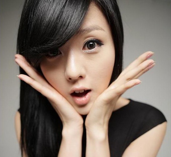 Cute Korean Long Hairstyles with Bangs