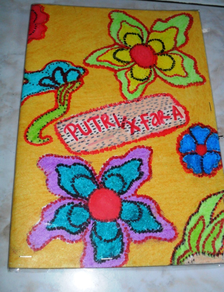 Sampul Buku Lukis Motif Batik