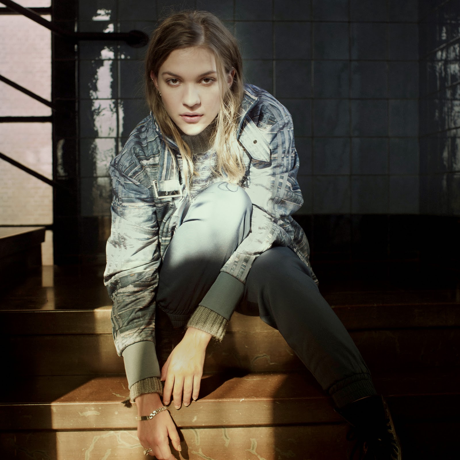 Tove Styrke mistura rimas e batidas pop no single ‘Number One’