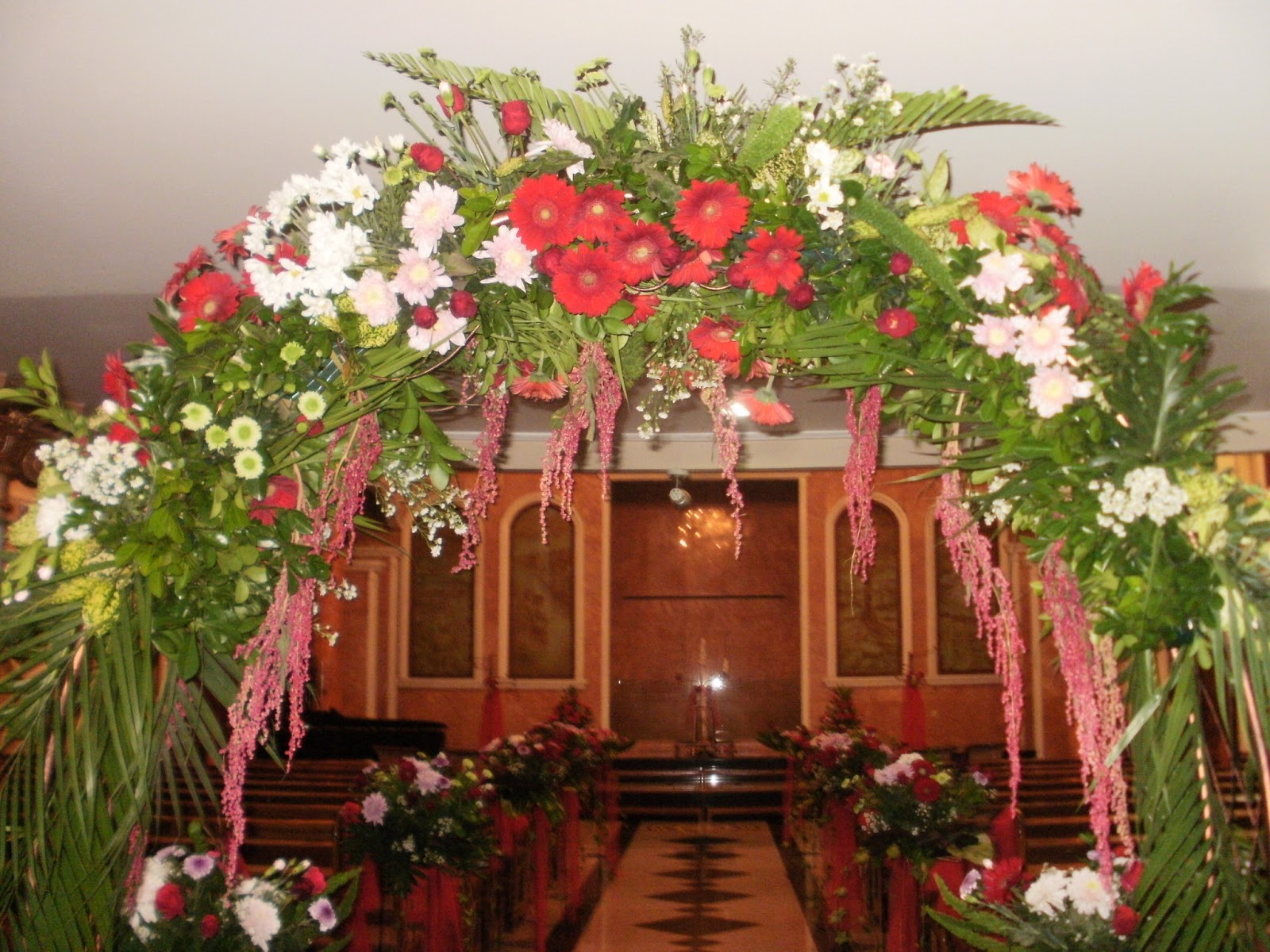 KEIKO FLORIST Dekorasi  Pemberkatan Pernikahan di Gereja 