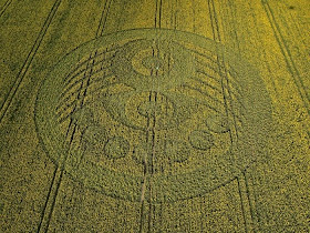 100 Foto Crop Circle dari Seluruh Dunia - www.pictsel.co.cc 100 foto crop circle - www.pictsel.co.cc