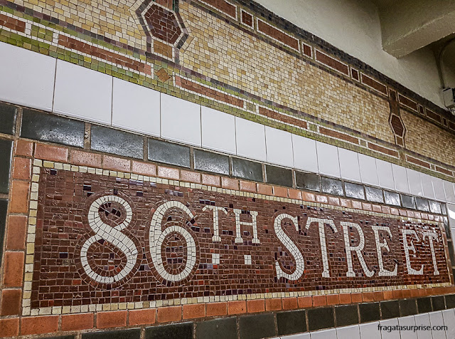 Estação de metrô na Rua 86 em Nova York