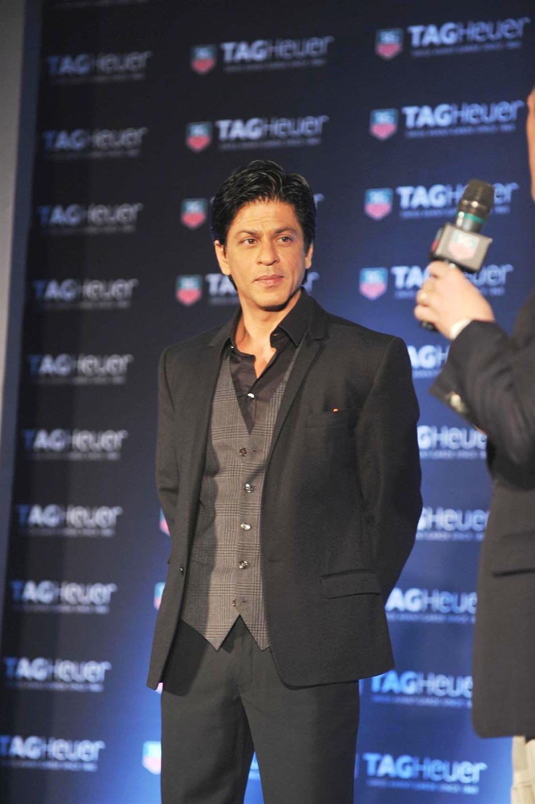 Shahrukh Khan Launches TAG Heuer Carrera 1887 Series Watches ...