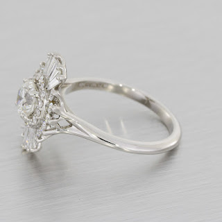 Fashion of diamond Ring