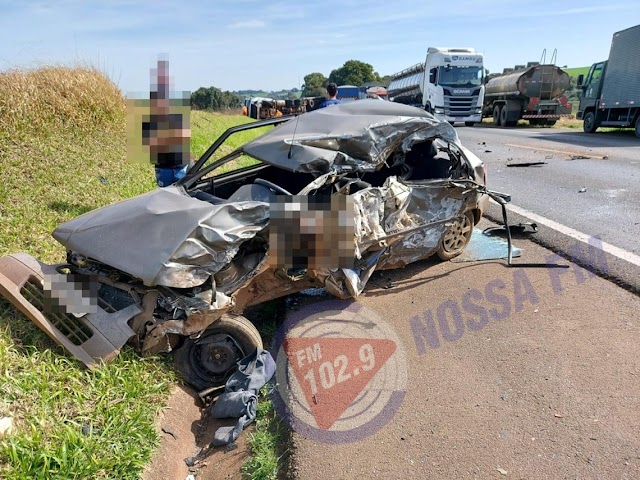 Colisão entre carro e bitrem deixa uma vítima fatal na BR-277