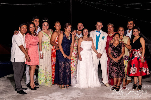 boda en playa, beach wedding, Oaxaca, México, Bodas Huatulco, Wedding Planner