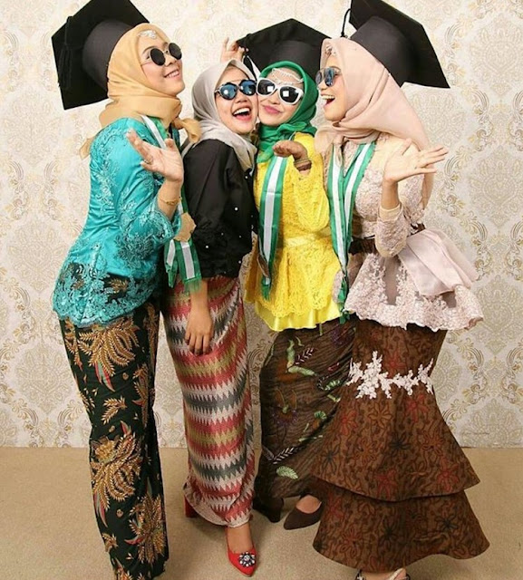 Gambar Model Hijab Wisuda Modern Terbaru